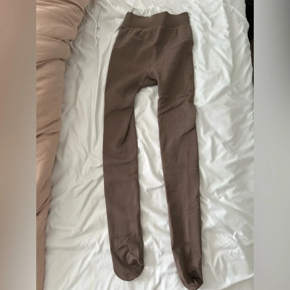 Fleece Lined Tights in Brown - Picture 4 of 5